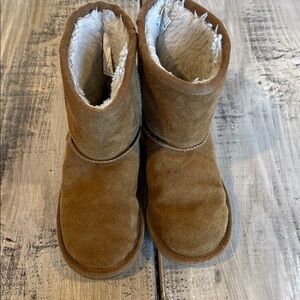 Koolaburra Kids Brown Faux-Shearling Suede Boots